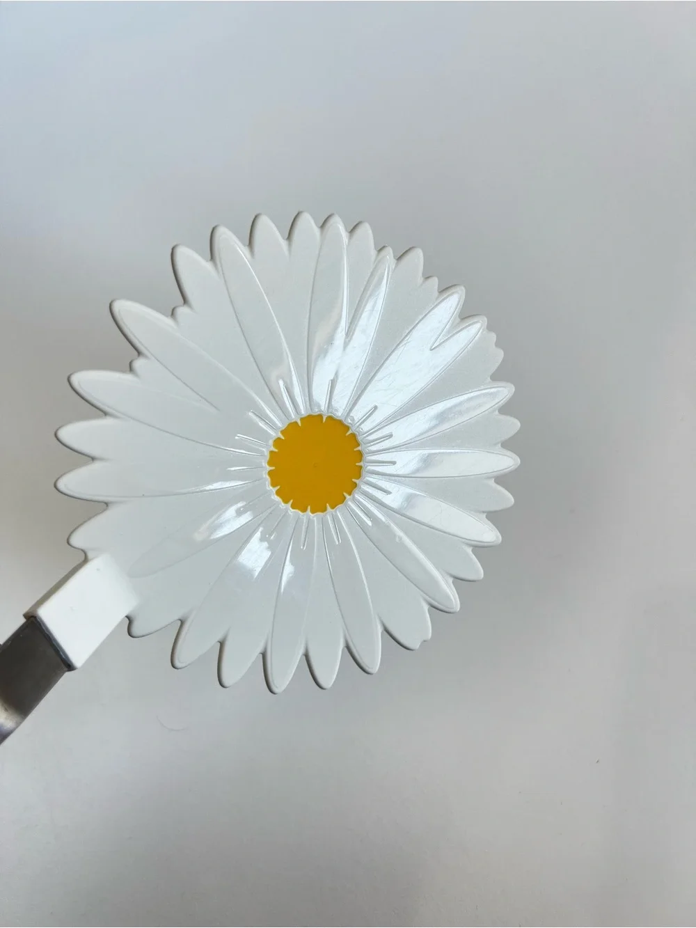 Mid Century Style Daisy Spatula Kitchen Utensil Retro Flower Flipper Stainless
